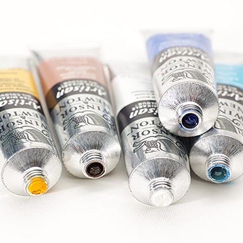 Water Soluble Versus Traditional Oil Paints: What's the Difference